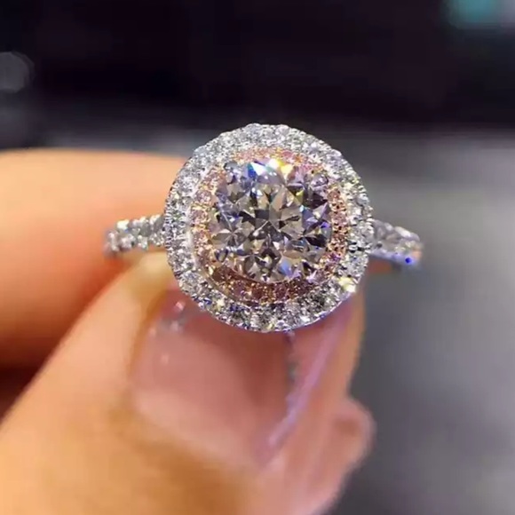 Jewelry - New 925 Silver Round Diamond White Sapphire Ring